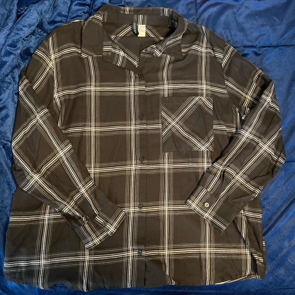 Black, White, and Gray Divided Flannel